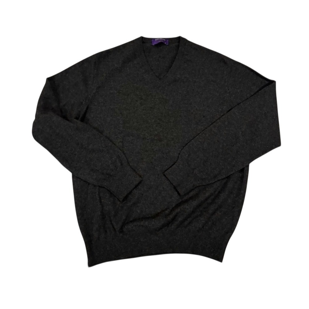 Elegant Women's 100% Cashmere Dark‎ Gray V-Neck Sweater size 52
